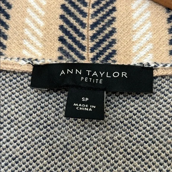 Ann Taylor Beige and Black Plaid Blazer - Picture 3 of 14